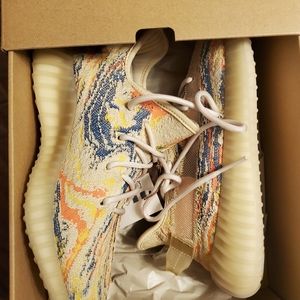 Yeezy 350 V2 Max Oat